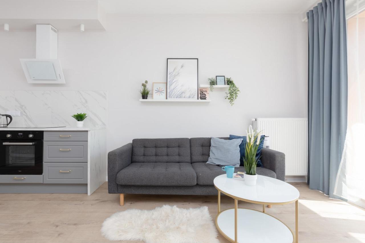 Modern Apartment With Balcony Warsaw Mokotow Aignera By Noclegi Renters Kültér fotó